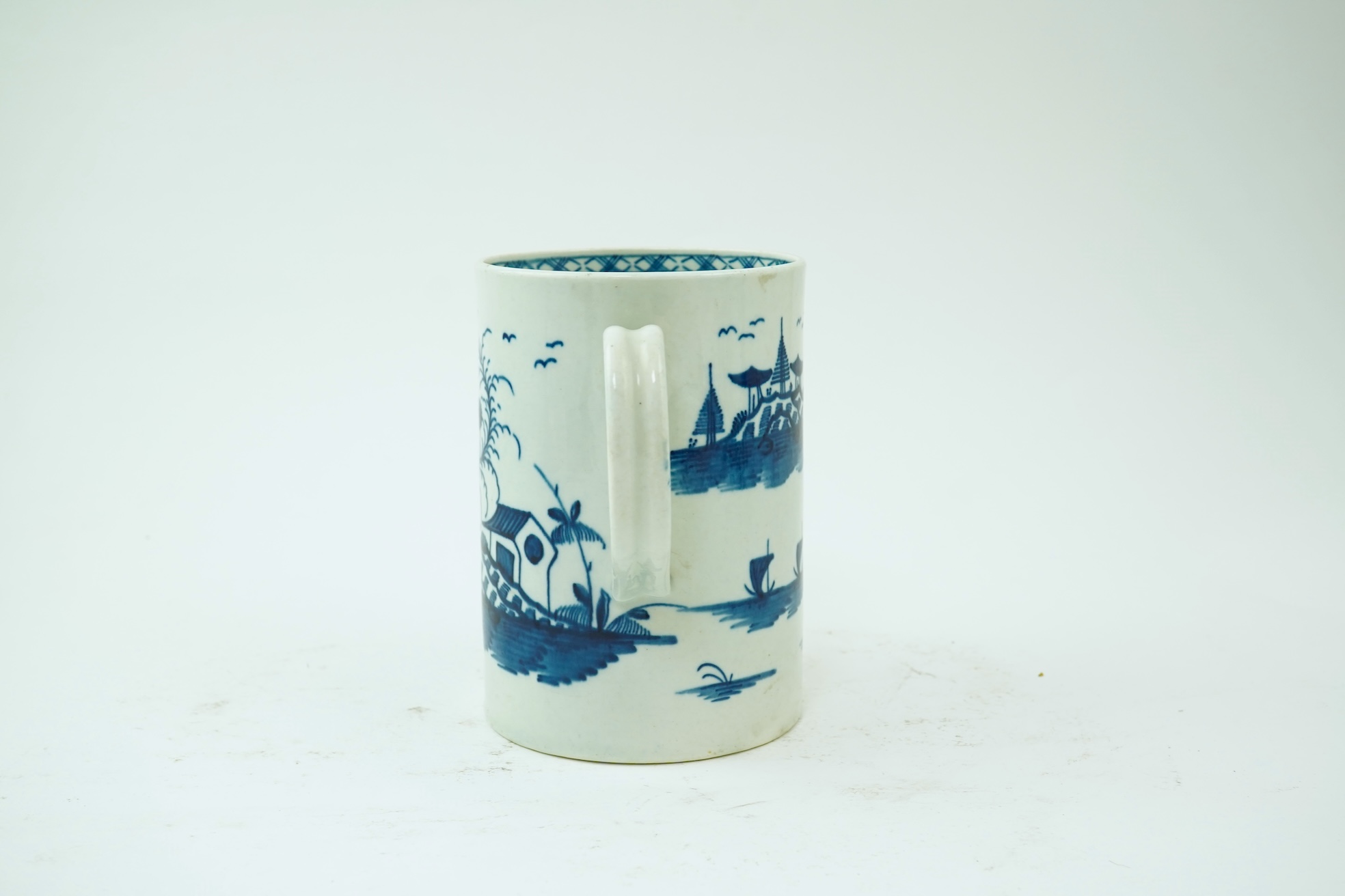A Worcester blue and white Rock Strata Island cylindrical mug, c.1770